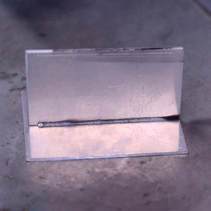 鍍鋅薄闆内角焊激光焊接操作演示